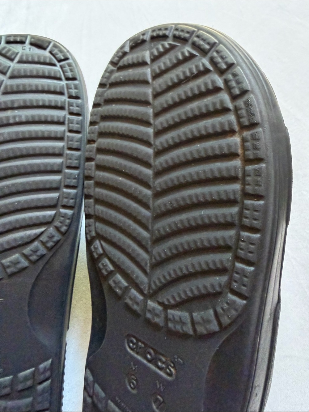 CROCS Black Double-Strap Slide Sandals Iconic Comfort Pool Beach M5 W7 Summer - Picture 5 of 7
